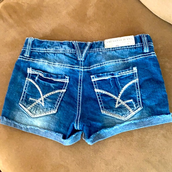Amethyst Jean Shorts - Picture 5 of 10